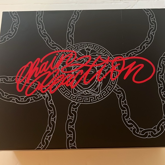 VERSACE Men’s 44 (US11) ChainReaction Leather Sneakers.Medusa Insignia New/Box - Picture 15 of 15